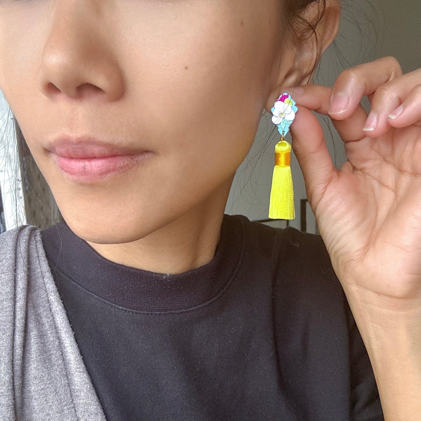 Flutter Yellow Tassels