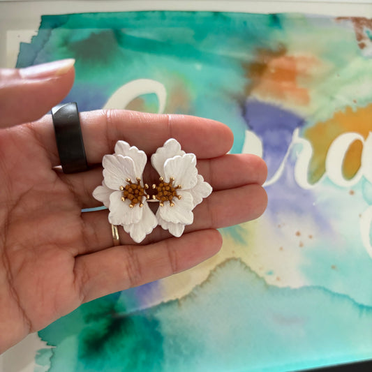 White Baby Blooms